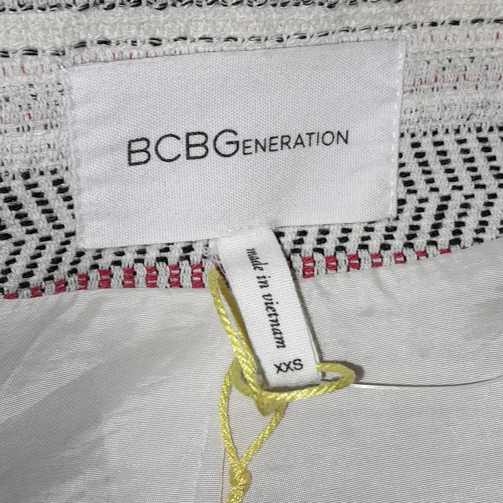 BCBGeneration - Picture 9 of 11